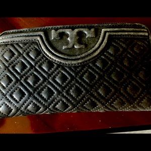 Tory Burch wallet